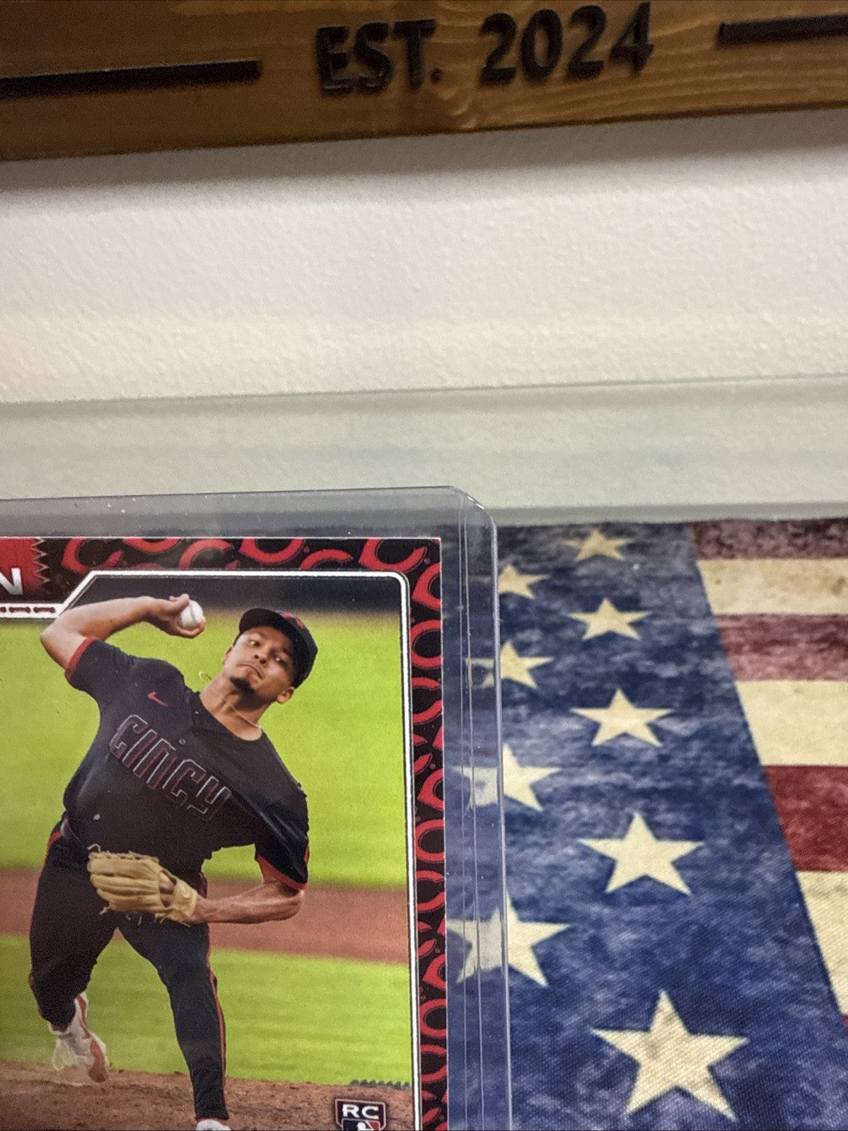 2026 Topps Series 1 Chase Burns Team Logo Variation RC Cincinnati Reds SP