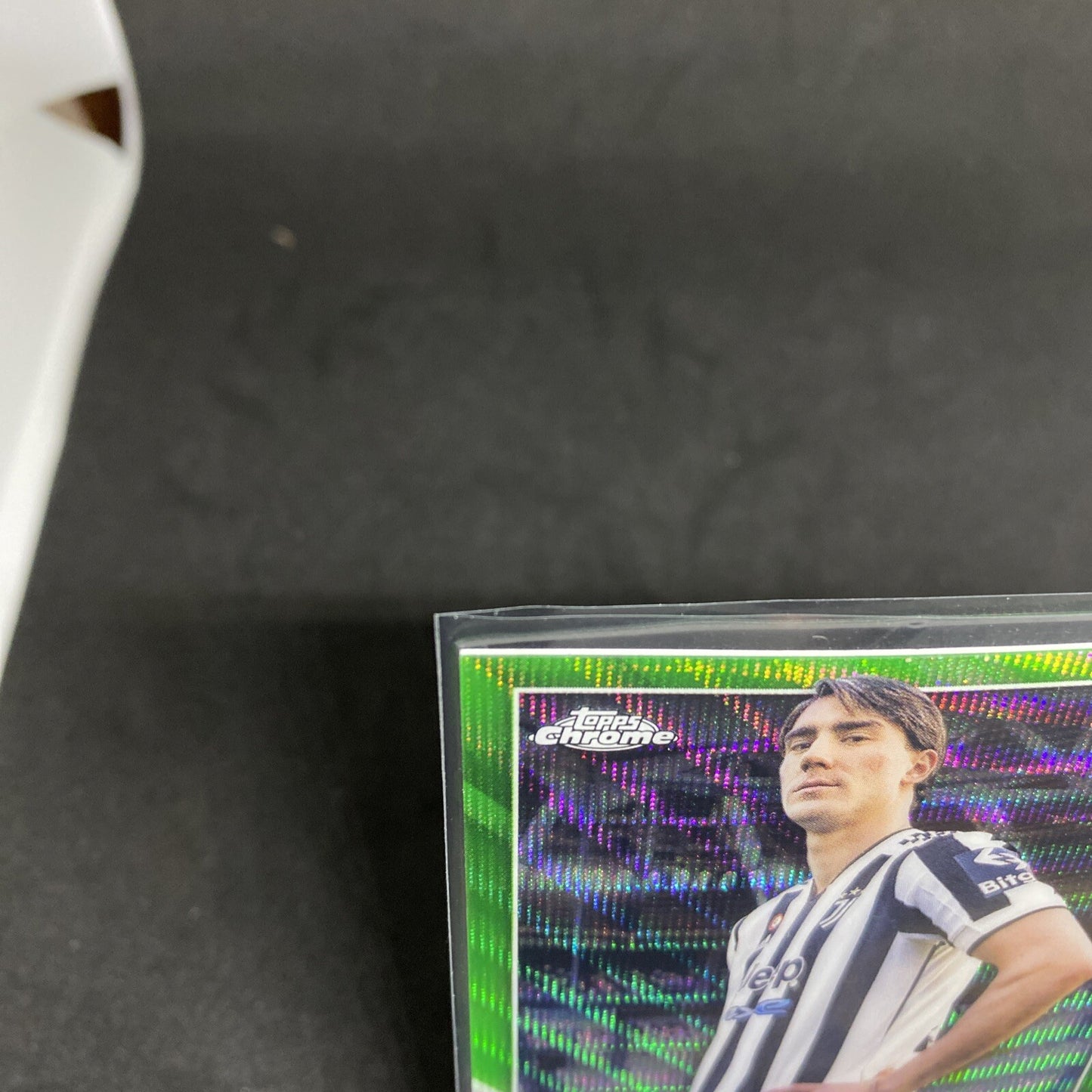 2021/22 Topps Chrome UEFA Neon Green Wave Refractor Dusan Vlahovic #86 44/99 GEM