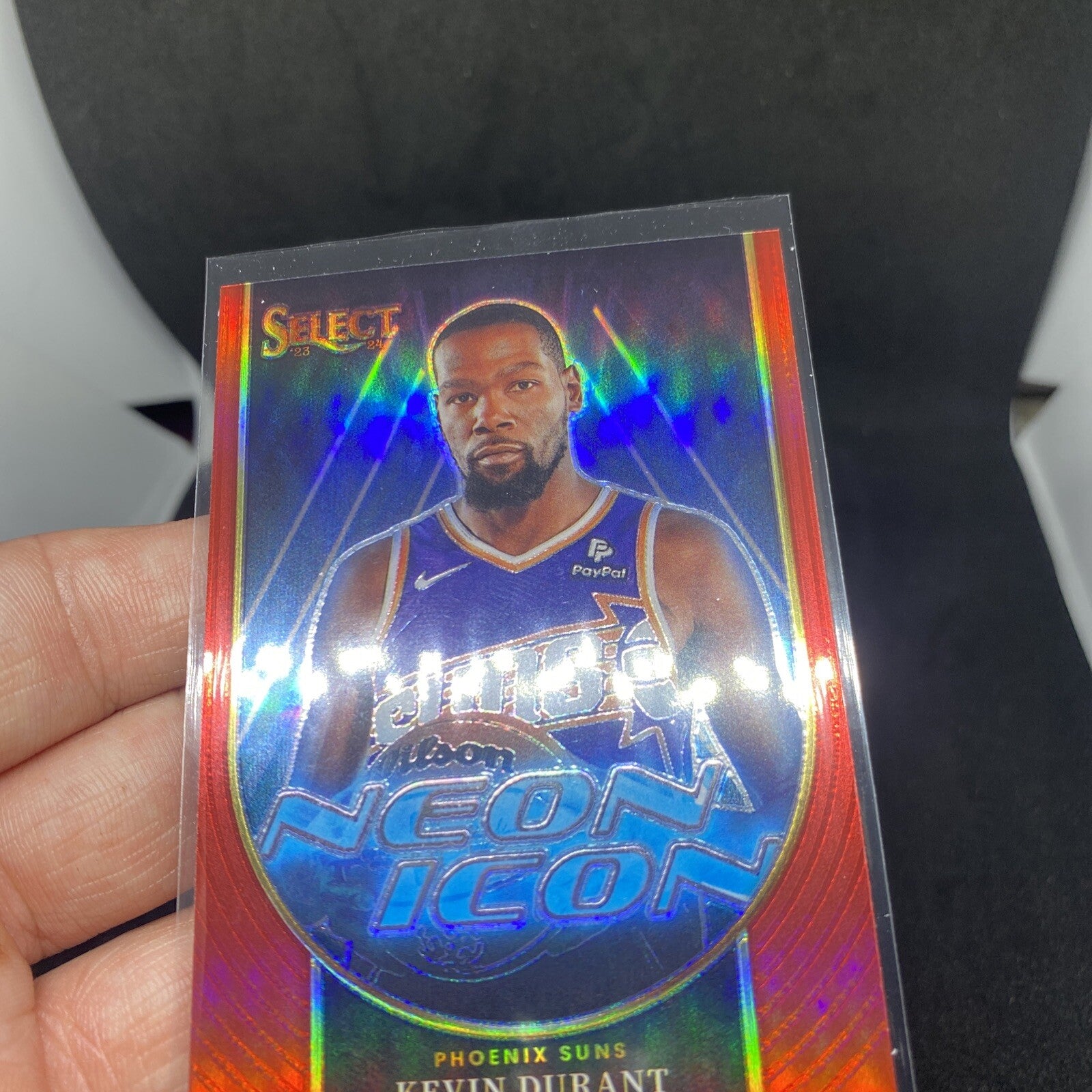 Kevin Durant 2023-24 Panini Select NBA Neon Icon Red Prizm SP