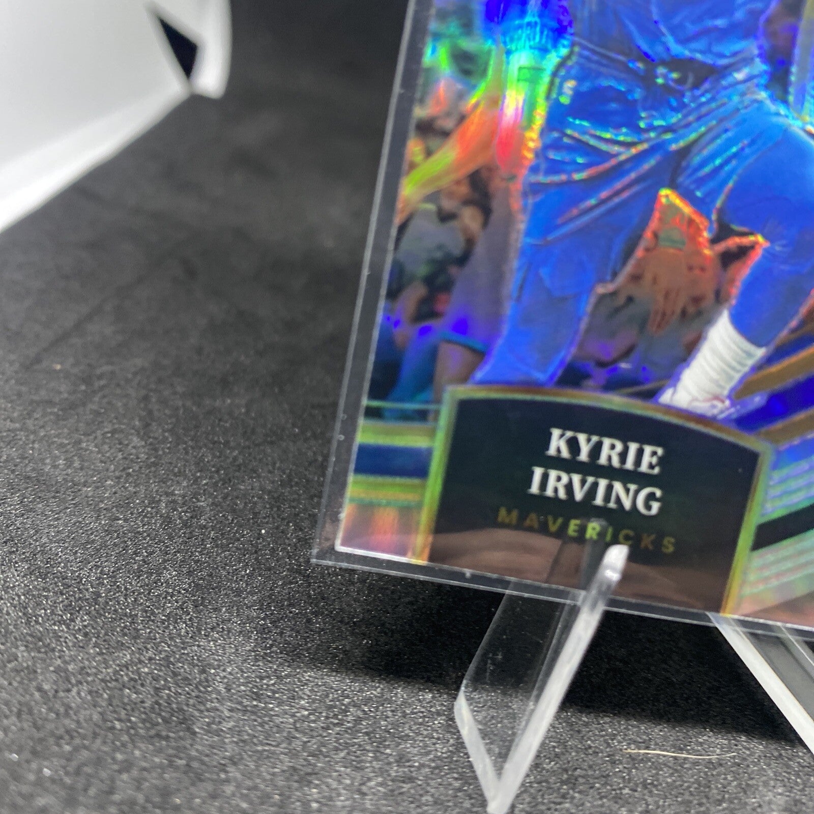 Kyrie Irving 2023-24 Select Silver Prizm Premier #180 Dallas Mavericks M9