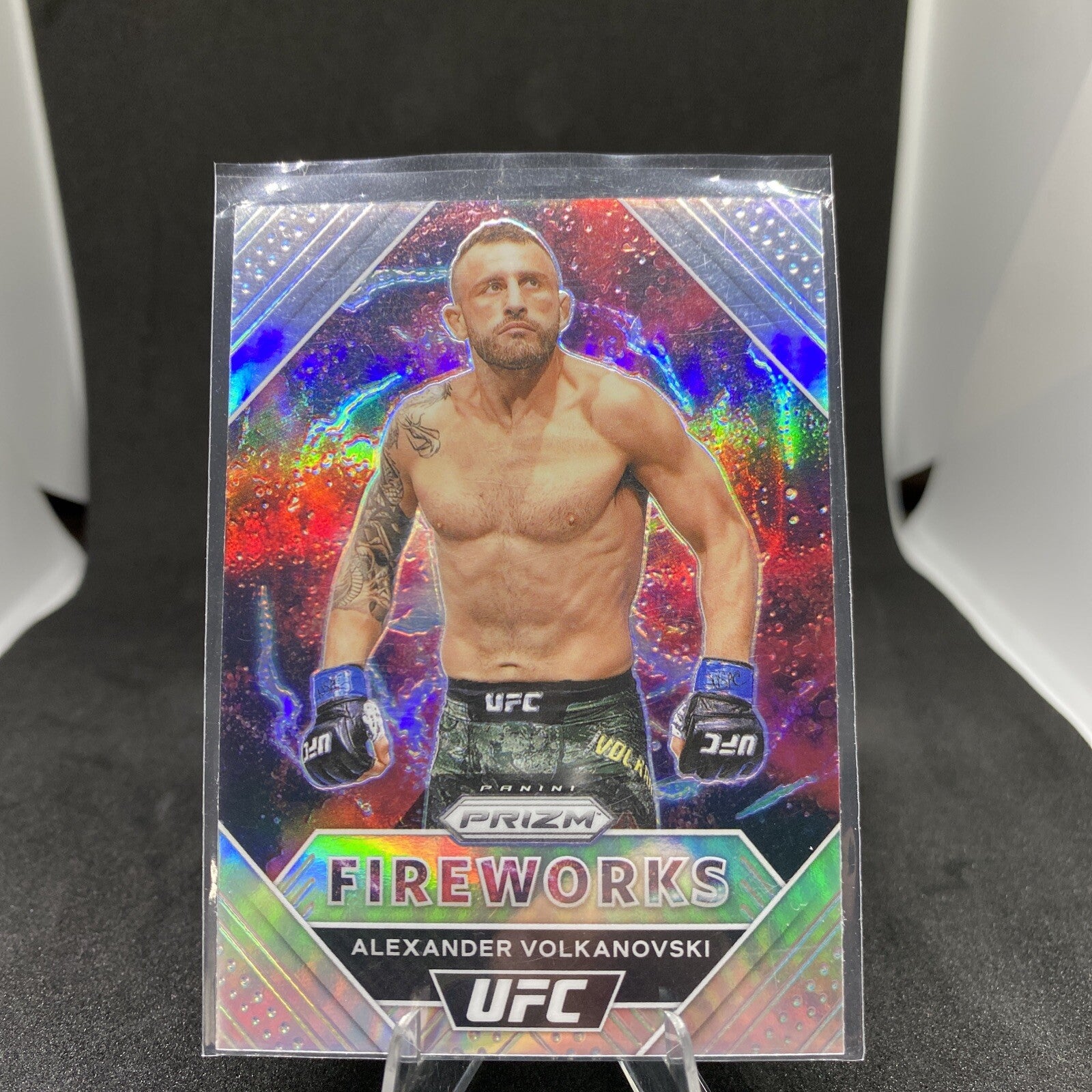 GEM Alexander Volkanovski SP 2021 Panini Prizm UFC - Fireworks Silver Prizm #11