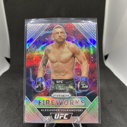 GEM Alexander Volkanovski SP 2021 Panini Prizm UFC - Fireworks Silver Prizm #11