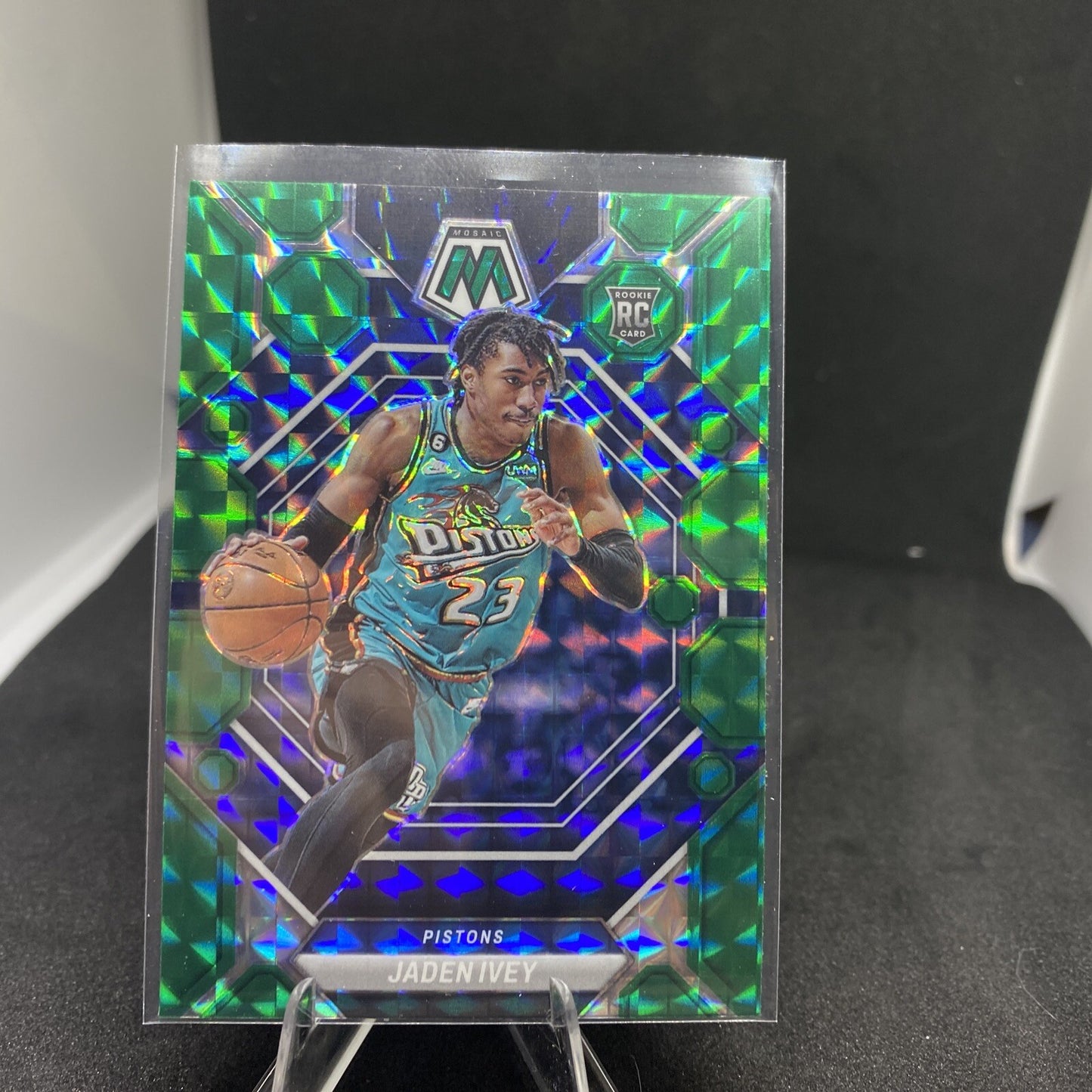Jaden Ivey - 2022-23 Panini Mosaic Green Prizm RC #216  - Detroit Pistons Rookie