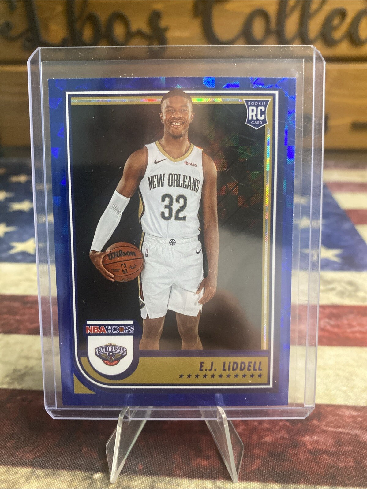 2022-23 NBA Hoops rookie #266 EJ Liddell Hyper Blue Parallel RC New Orleans