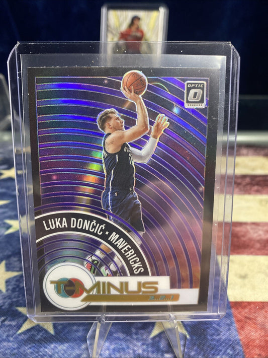 2020-21 Donruss Optic Luka Doncic T-Minus 3...2...1 Purple #10