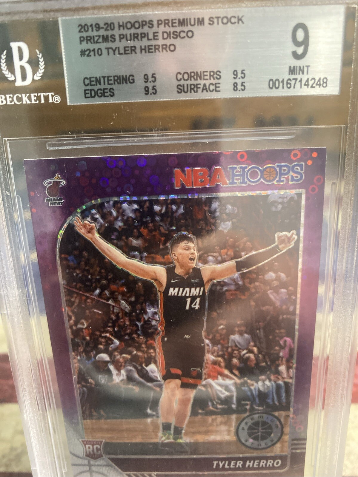 2019-20 Panini NBA Hoops Premium Stock - Purple Disco Prizm #210 Tyler Herro...