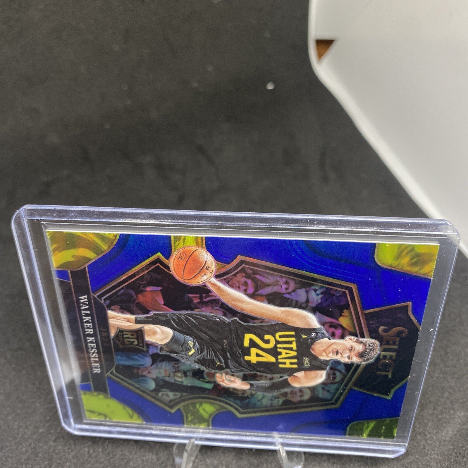 WALKER KESSLER 2022-23 Panini Select Premier Level 187 Blue Prizm RC Rookie BL43