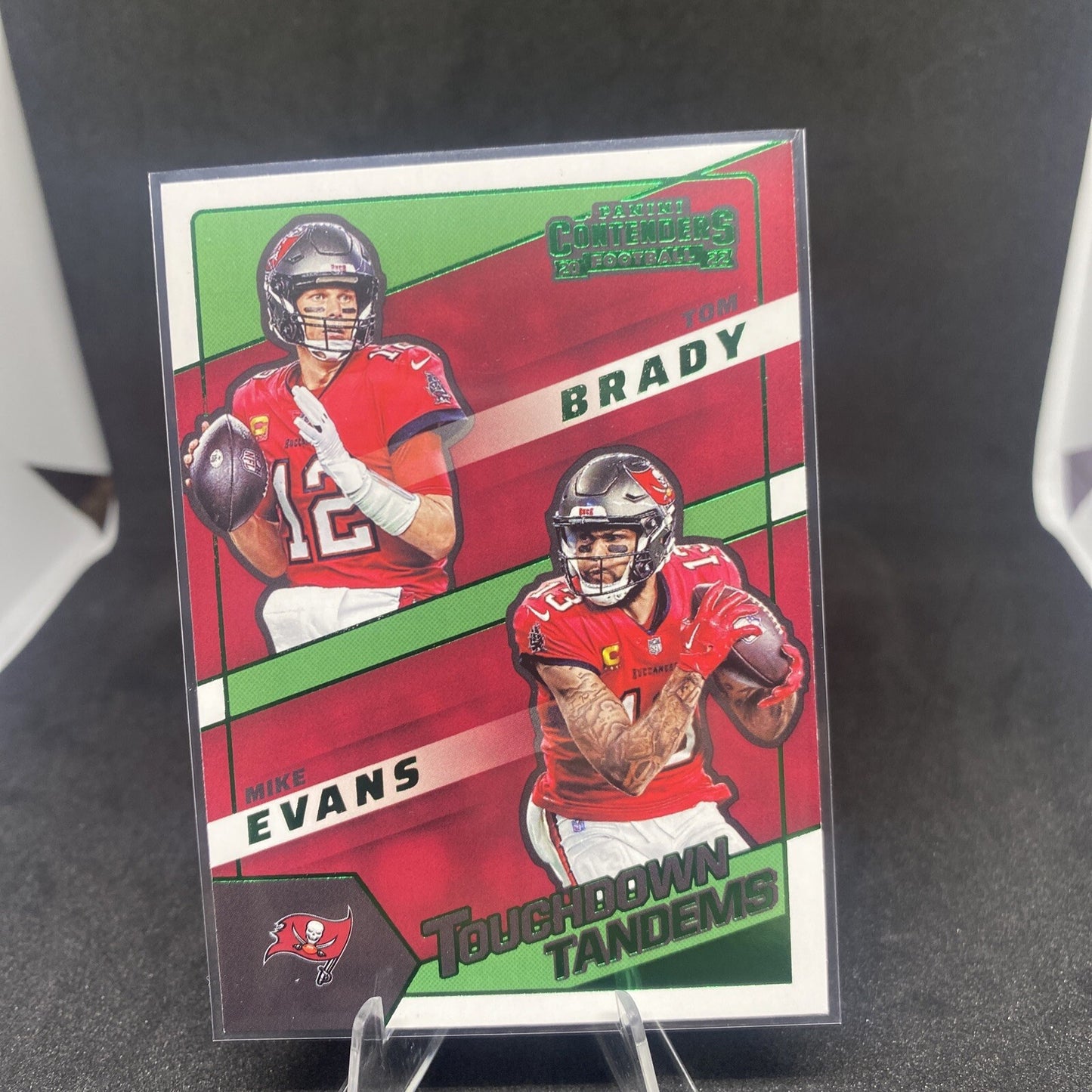 2022 Panini Contenders Tom Brady & Mike Evans Touchdown Tandems Green foil SP