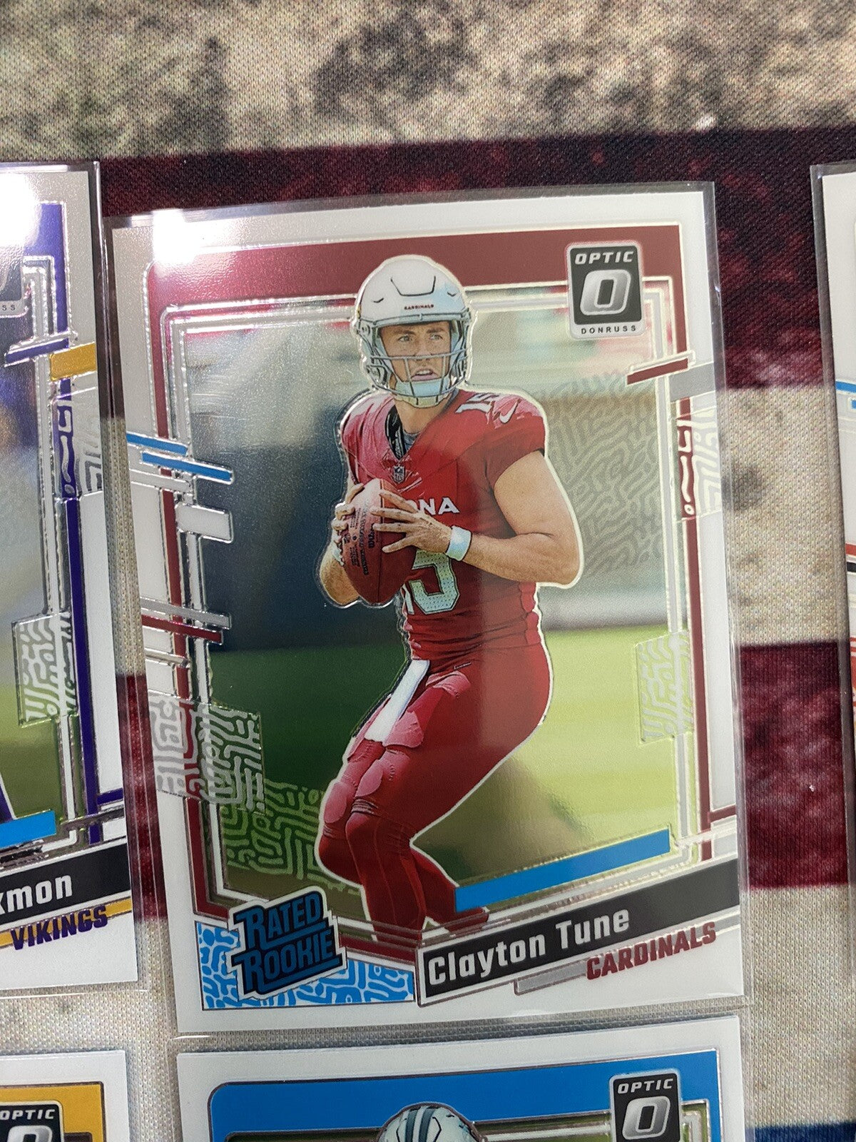 16 X NFL Optic Rated Rookie Cards. Future stars, 