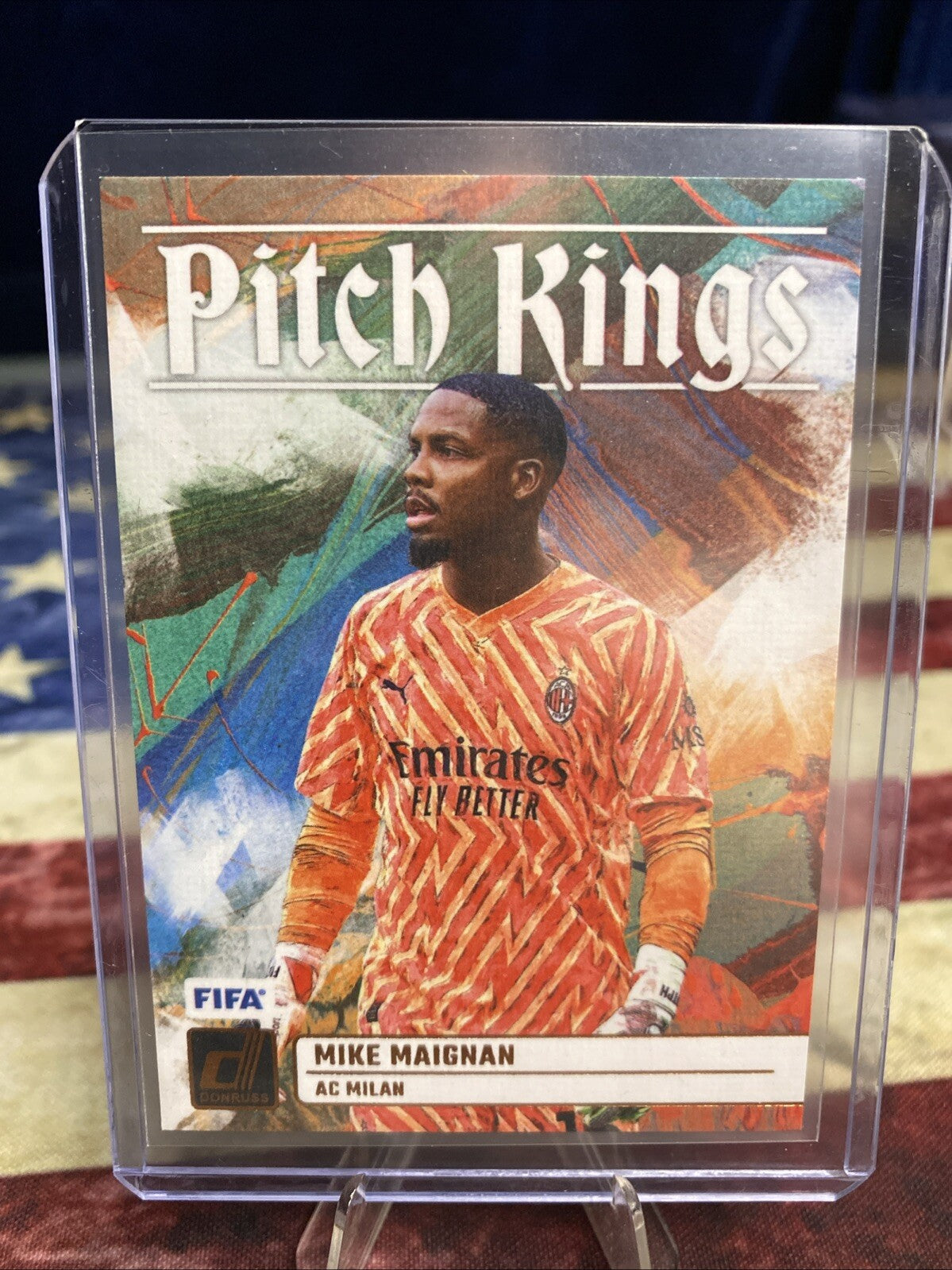 2023-24 Panini Donruss FIFA - Pitch Kings #9 Mike Maignan