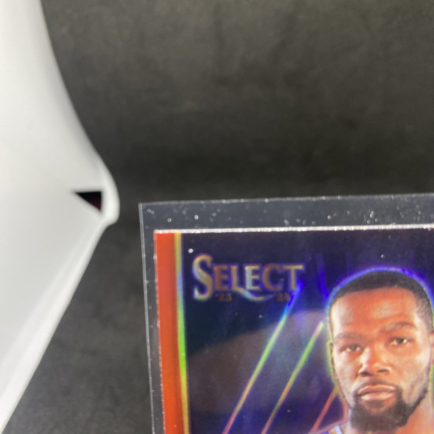 Kevin Durant 2023-24 Panini Select NBA Neon Icon Red Prizm SP