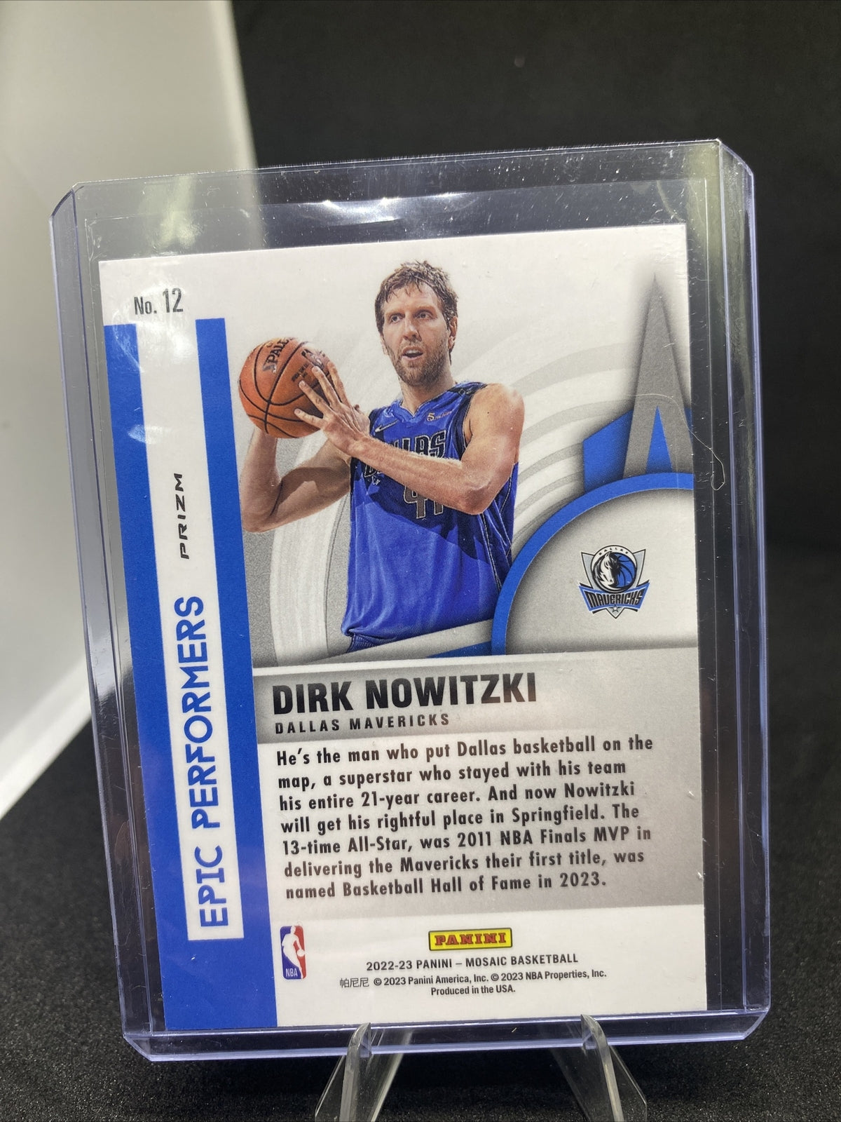 DIRK NOWITZKI 2022-23 Panini Mosaic #12 Epic Performers Green Prizm
