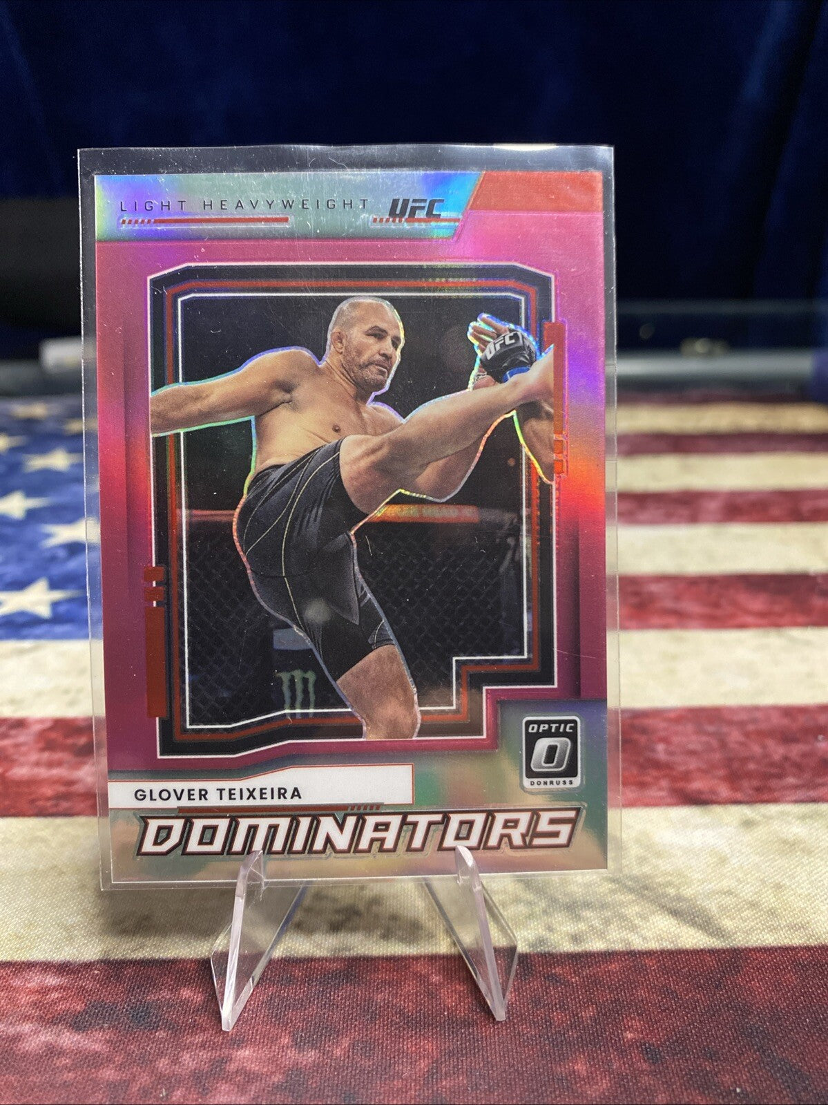 2022 Panini Donruss Optic UFC Glover Teixeira Dominators Pink /25 SSP
