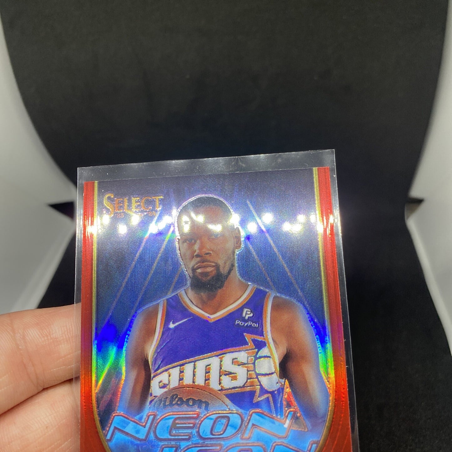 Kevin Durant 2023-24 Panini Select NBA Neon Icon Red Prizm SP