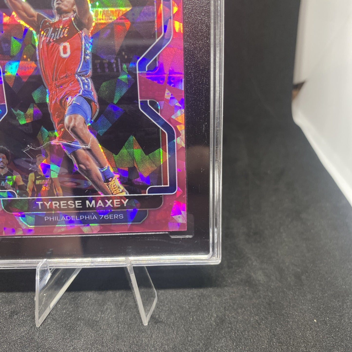 2021-22 Panini Prizm - Pink Ice Prizm #28 Tyrese Maxey SGC 9