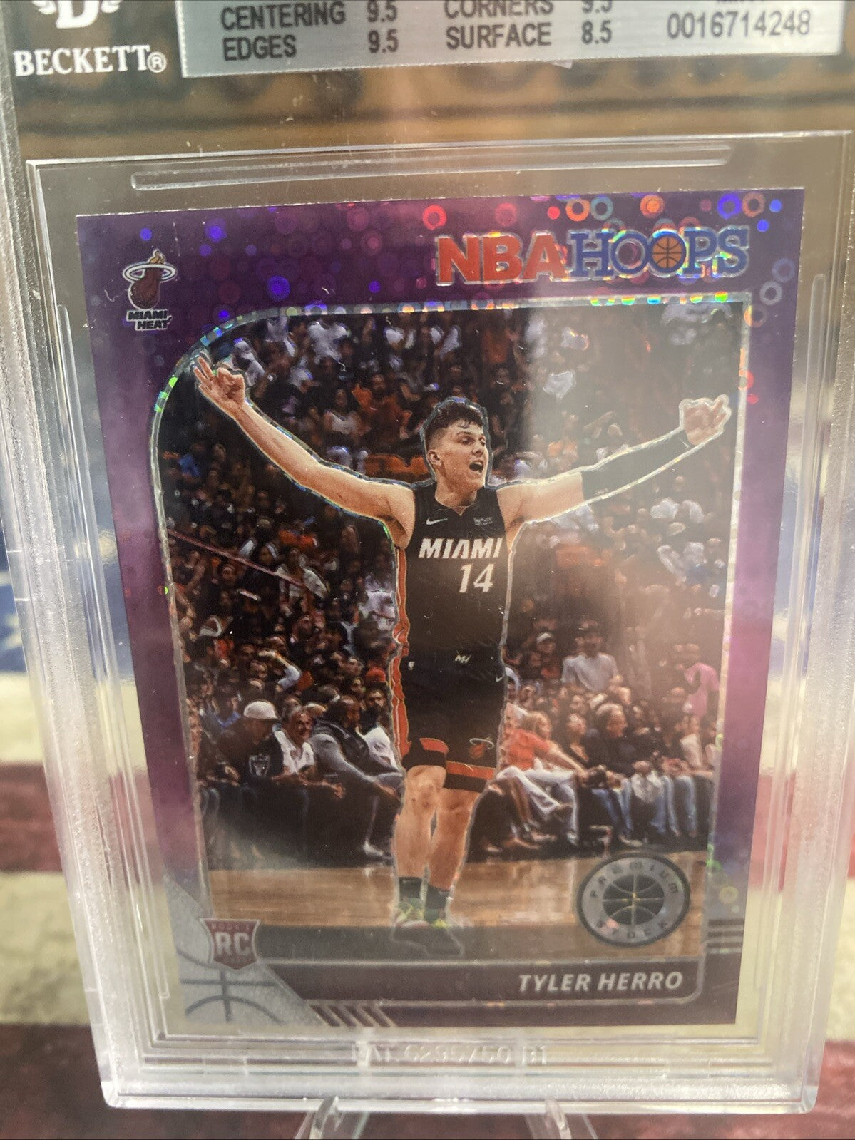 2019-20 Panini NBA Hoops Premium Stock - Purple Disco Prizm #210 Tyler Herro...