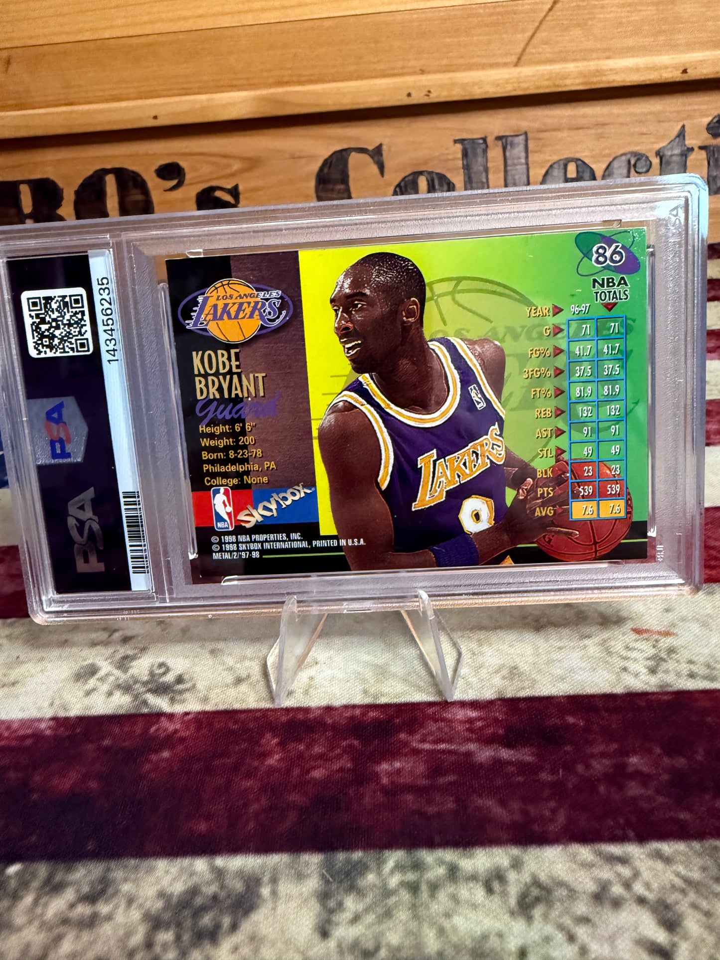 1997-98 Metal Universe Championship Kobe Bryant #86 PSA 7 NM Lakers